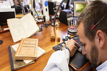 沈阳欧米茄表带掉下来